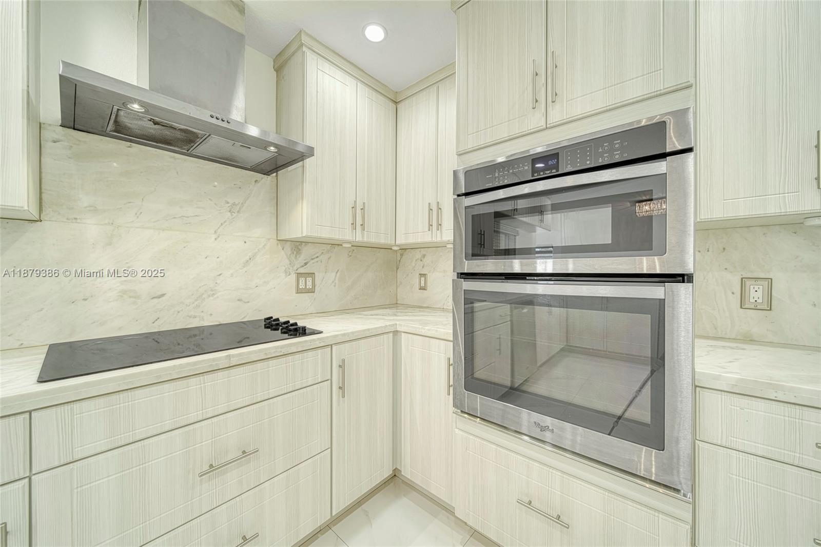 DRIFTWOOD PLAZA ADD - Residential Lease