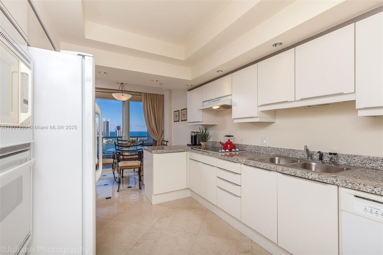 7000 ISL BLVD WILLIAMS IS - Residential