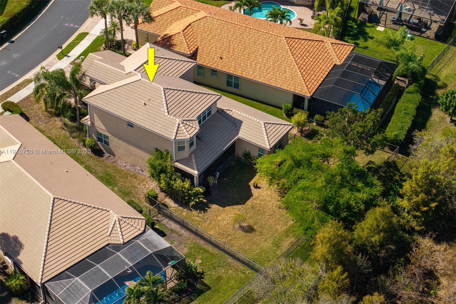 BOTANICA LAKES - Residential