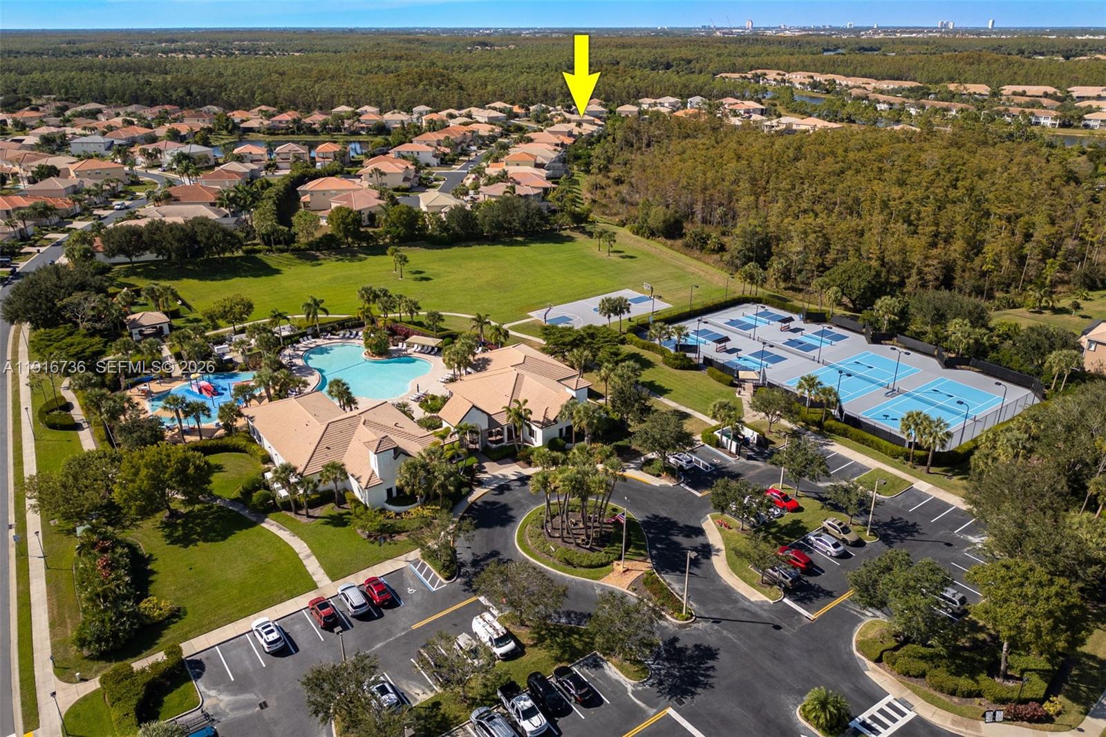 BOTANICA LAKES - Residential