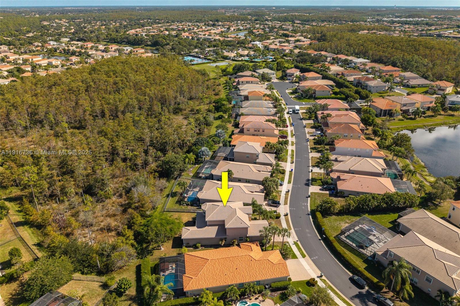 BOTANICA LAKES - Residential