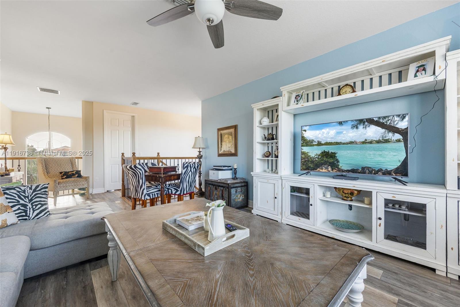 BOTANICA LAKES - Residential