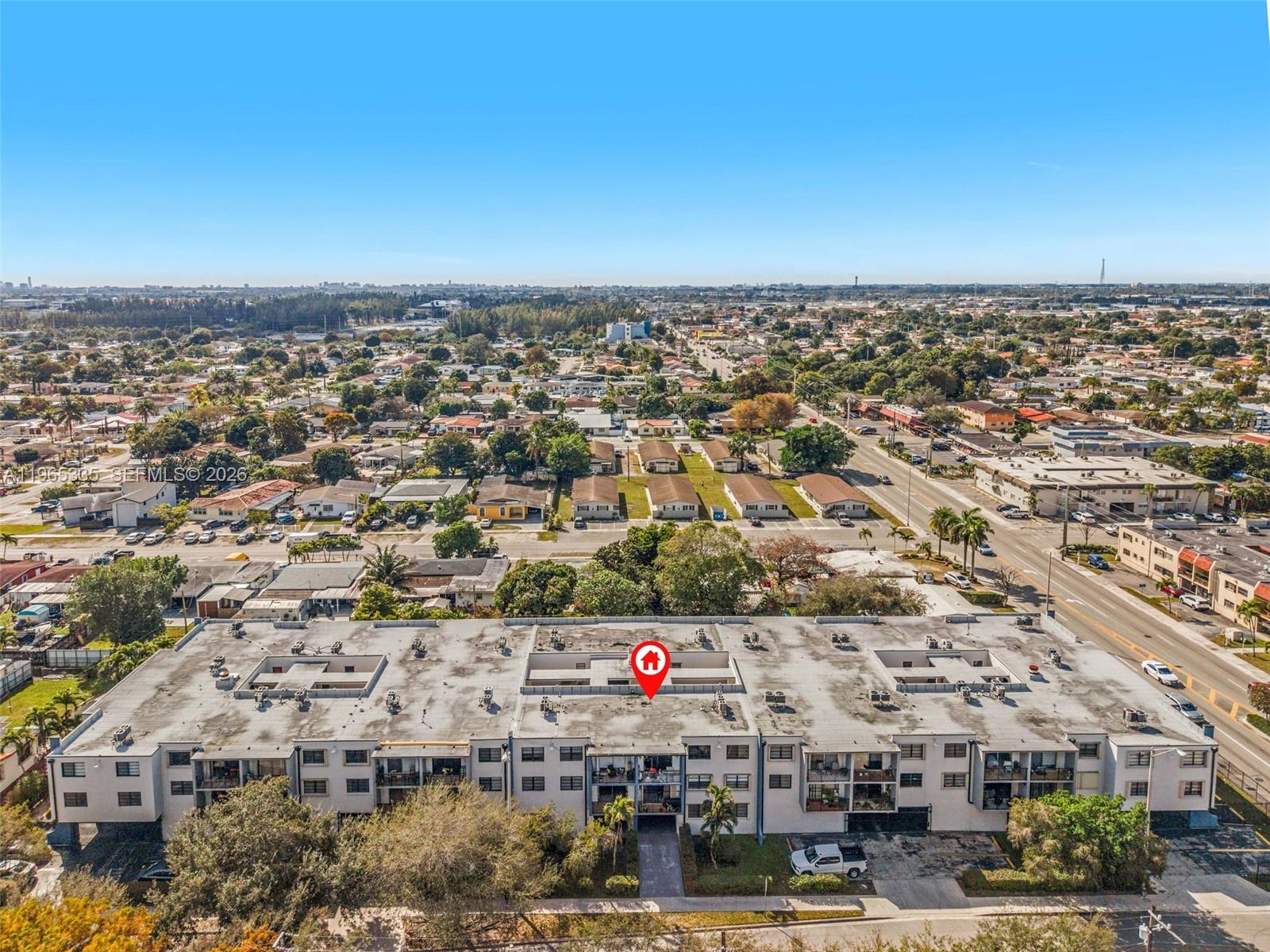 EL JARDIN DE HIALEAH COND - Residential