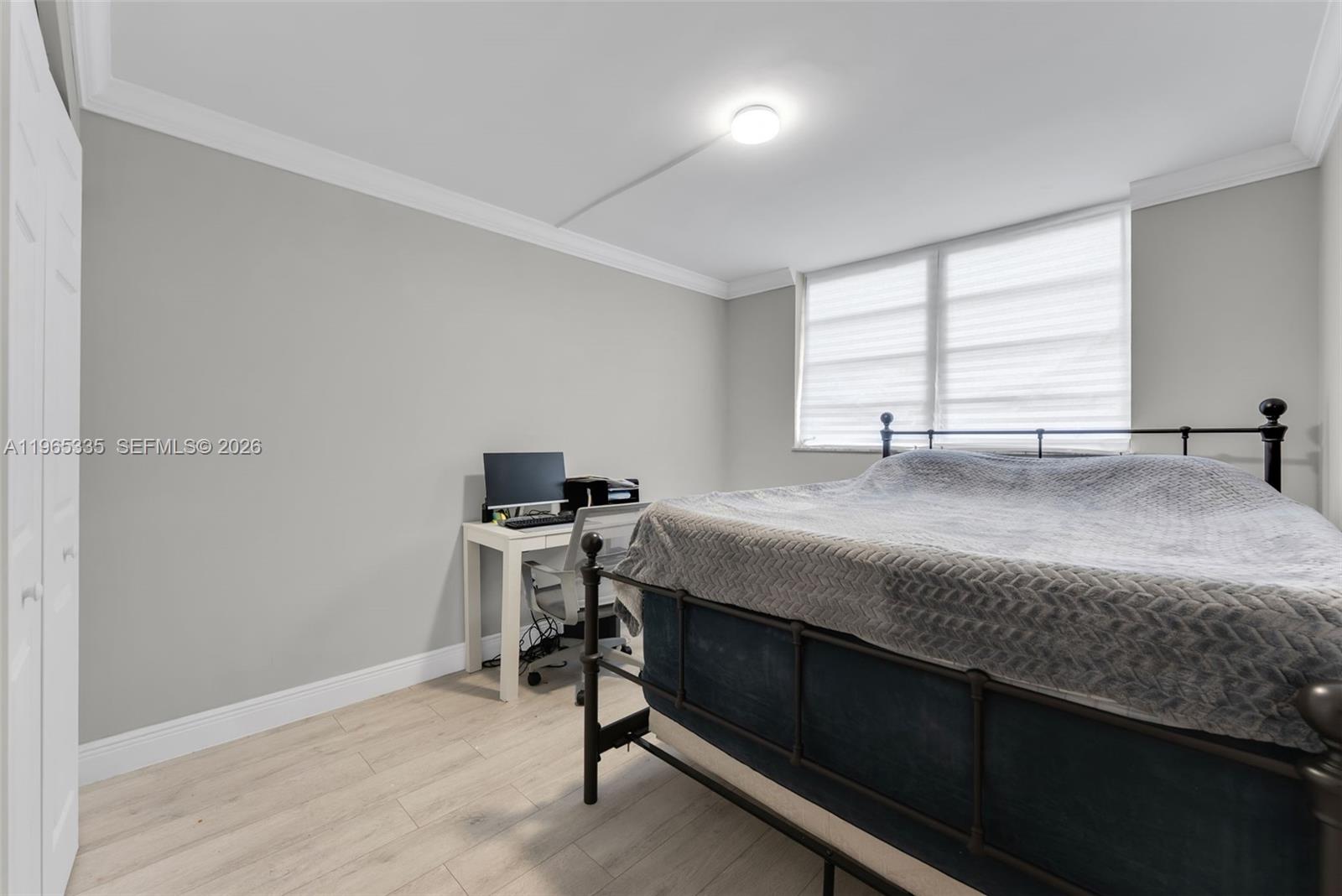 EL JARDIN DE HIALEAH COND - Residential