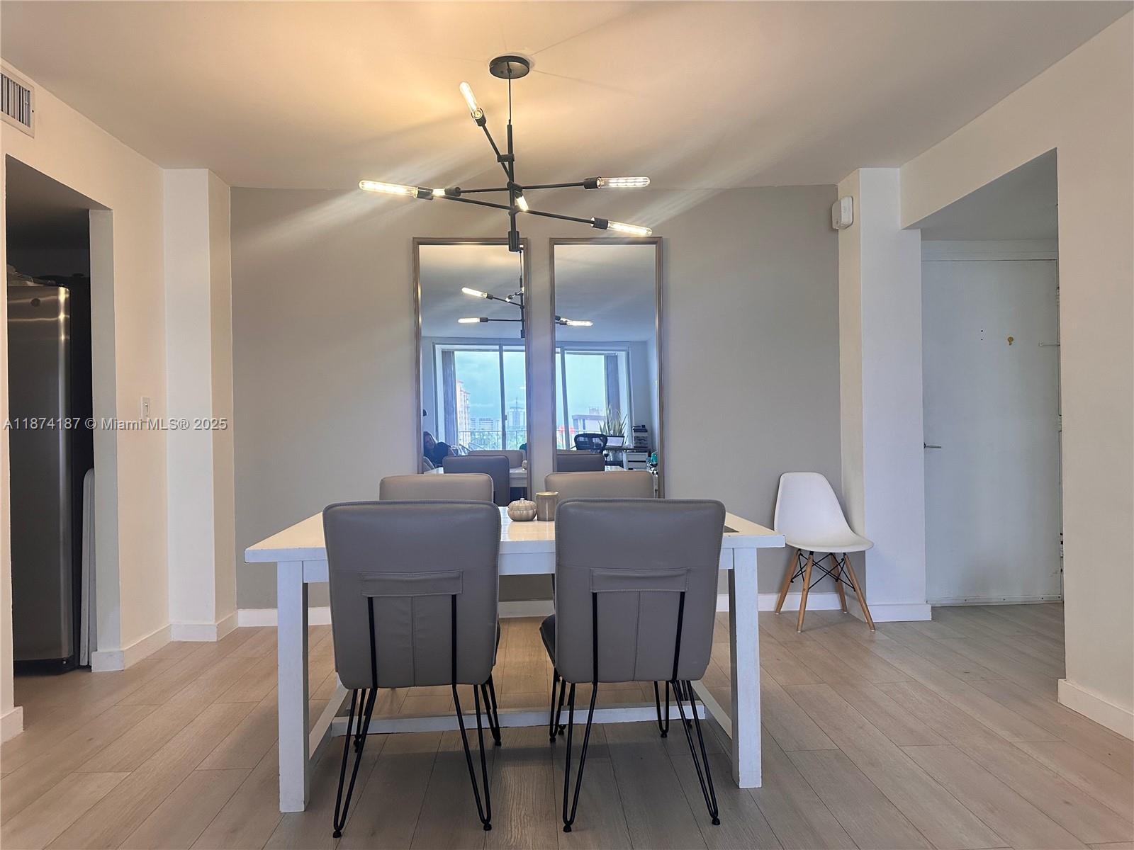 KENNEDY HOUSE CONDO - Residential