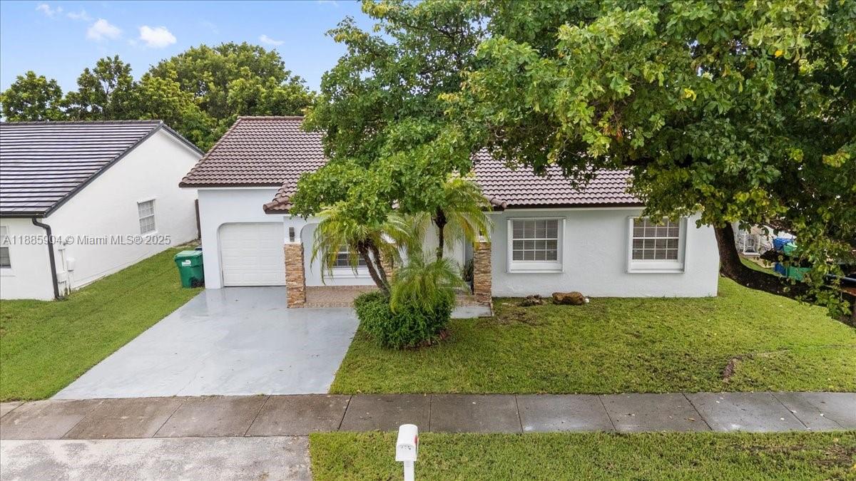 MAJESTIC HOMES - Residential