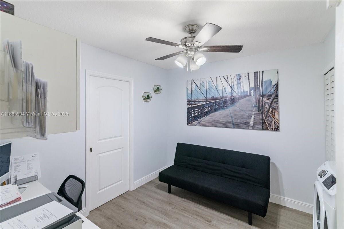 MAJESTIC HOMES - Residential