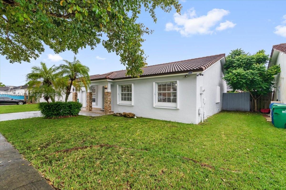 MAJESTIC HOMES - Residential