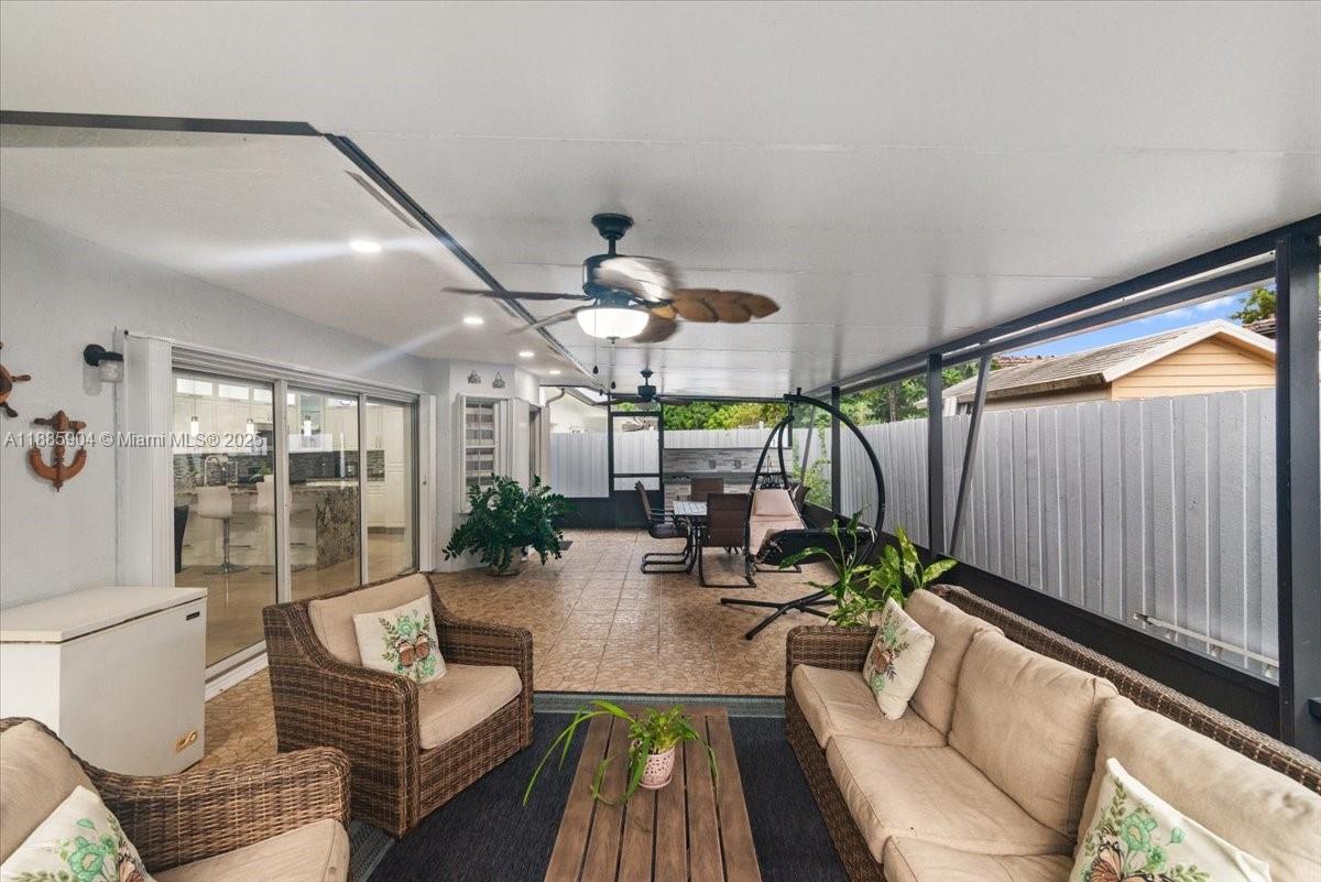 MAJESTIC HOMES - Residential