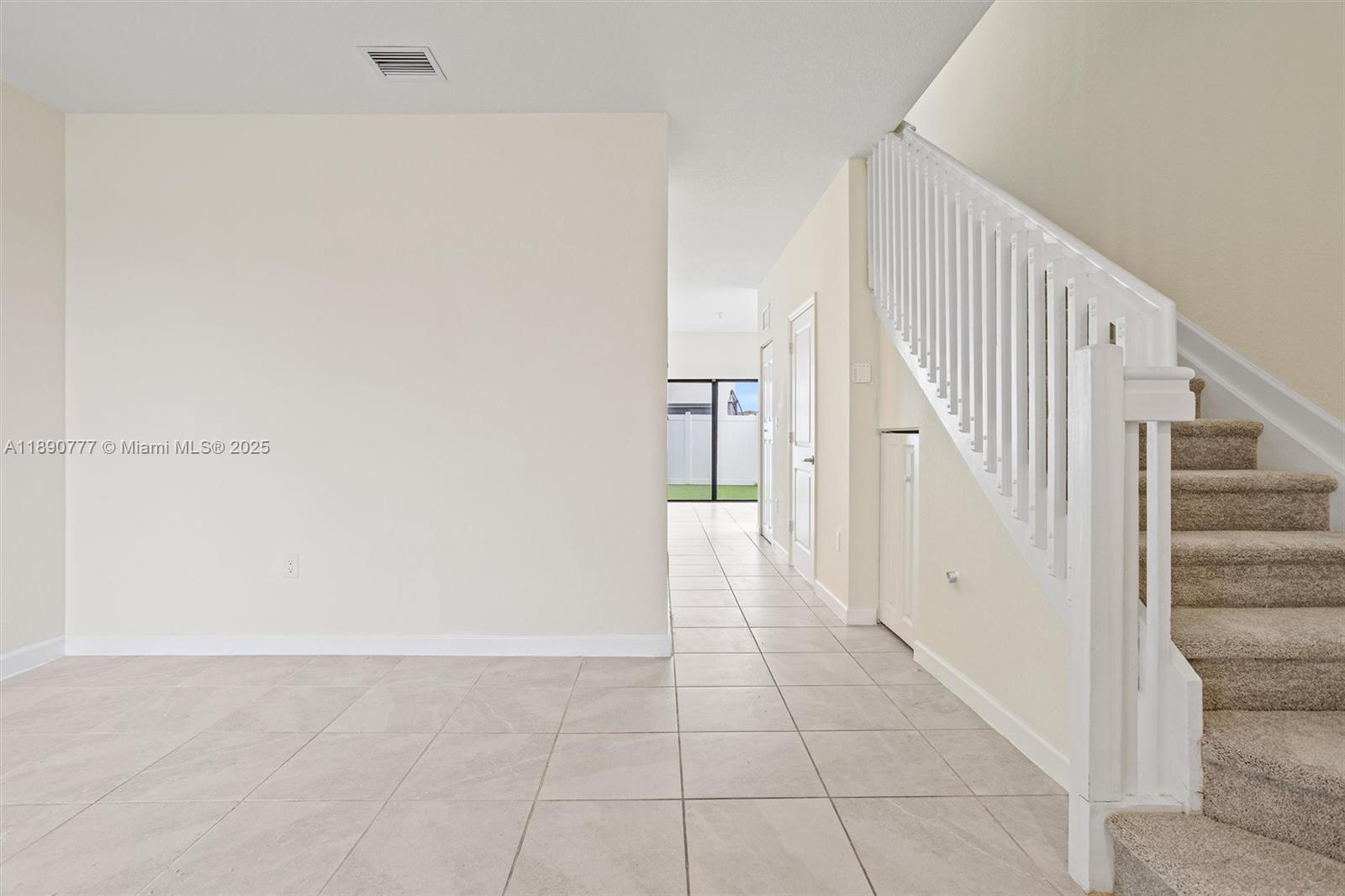 AQUABELLA NORTH - Residential