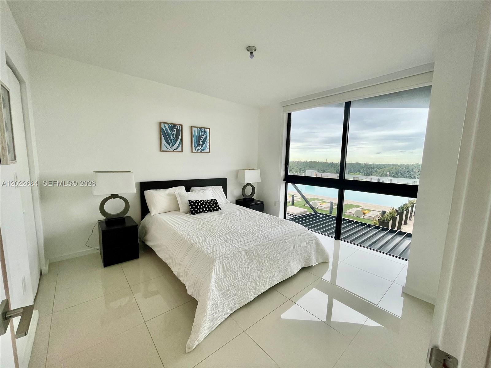 5252 PASEO CONDO - Residential