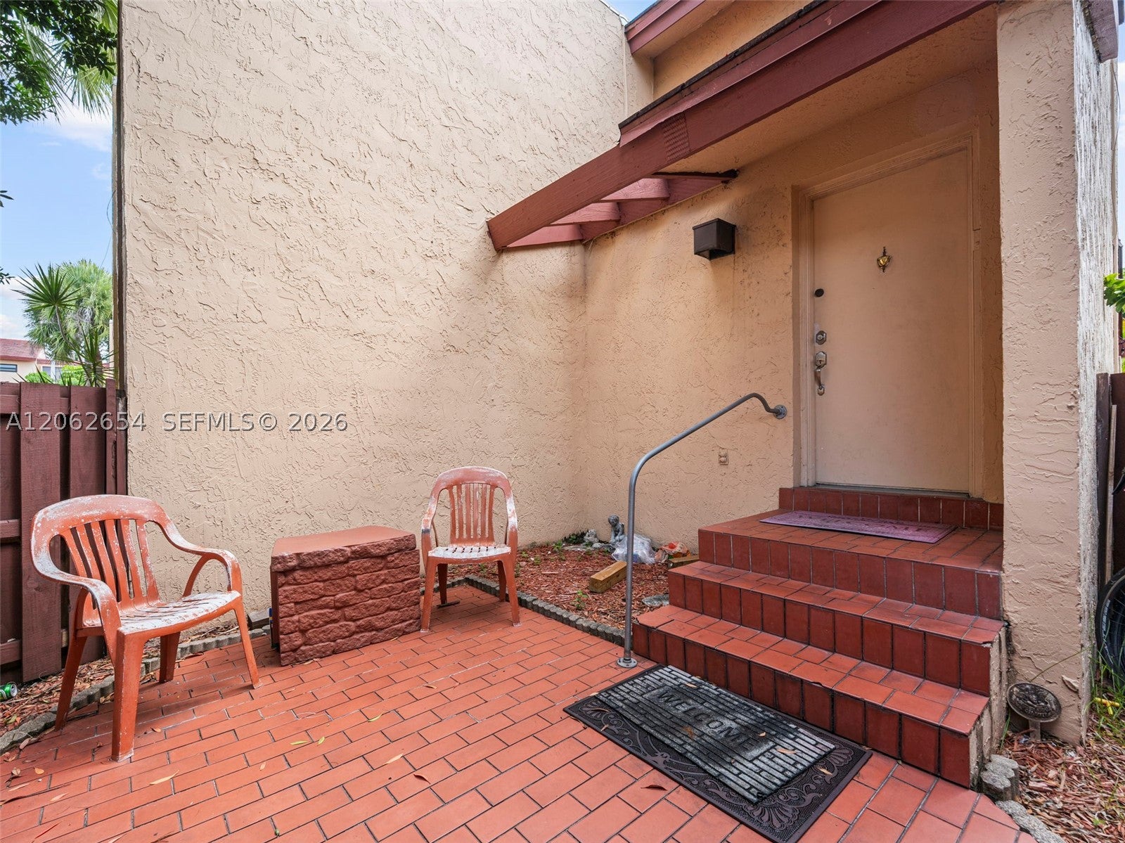 291 W Park Dr 9201, Miami FL 33172