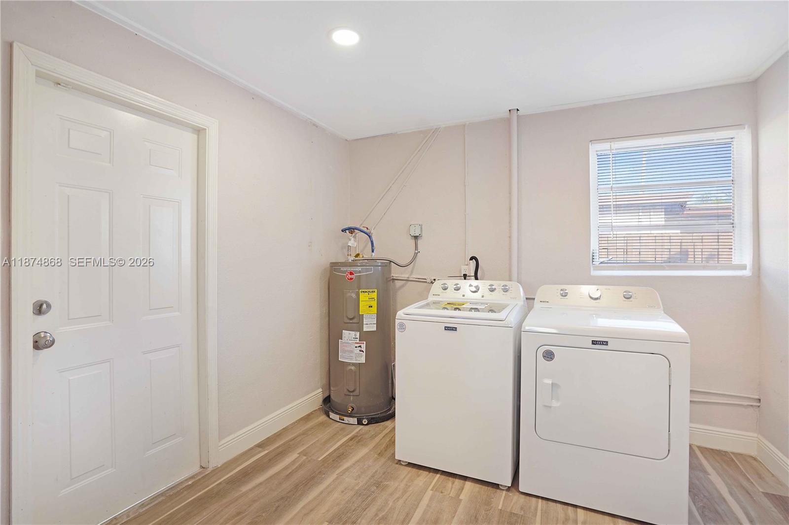 Melrose Manors - Residential Lease