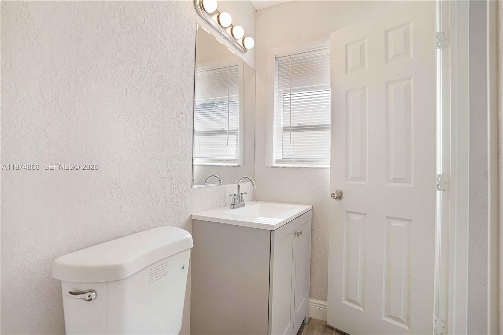 Melrose Manors - Residential Lease