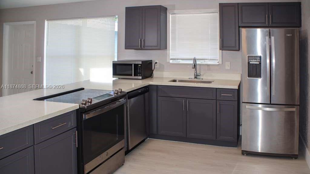 Melrose Manors - Residential Lease