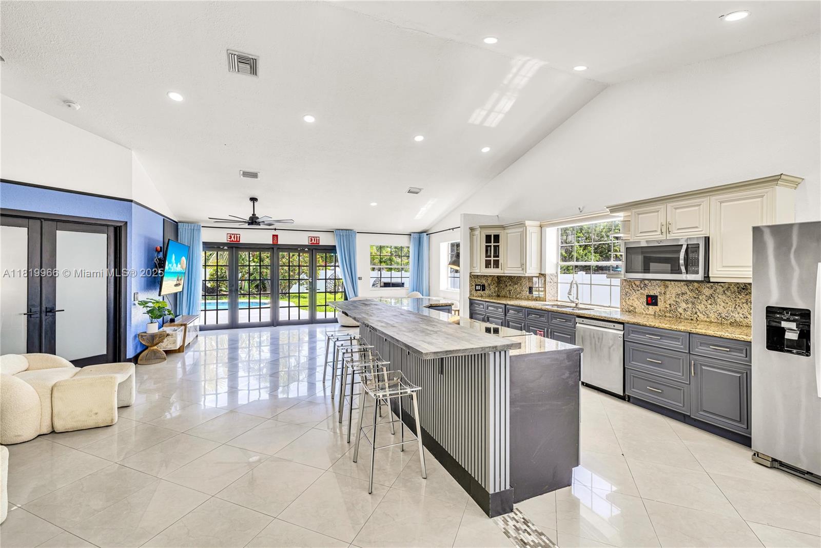 MANGO GARDENS - Residential