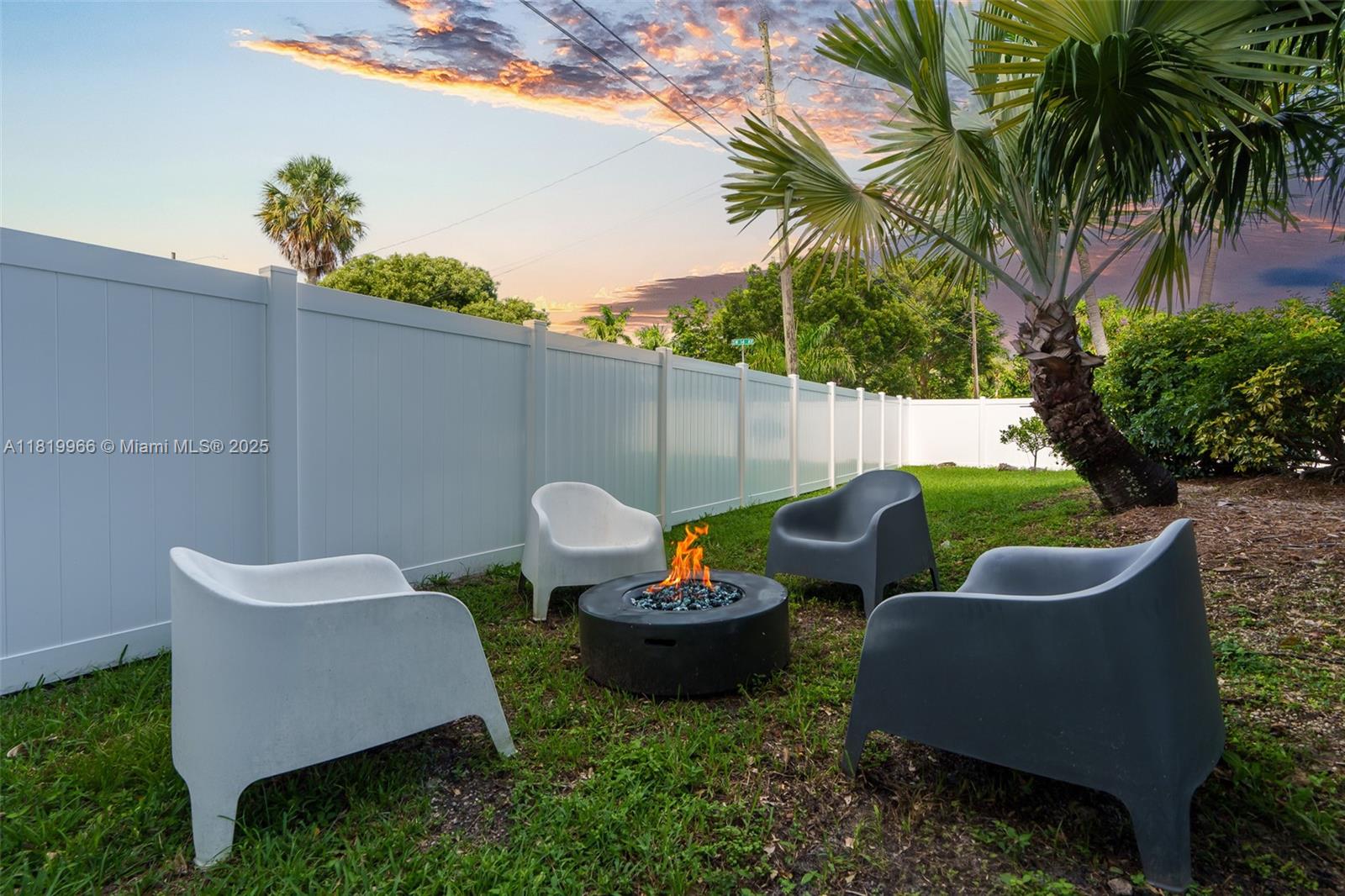 MANGO GARDENS - Residential