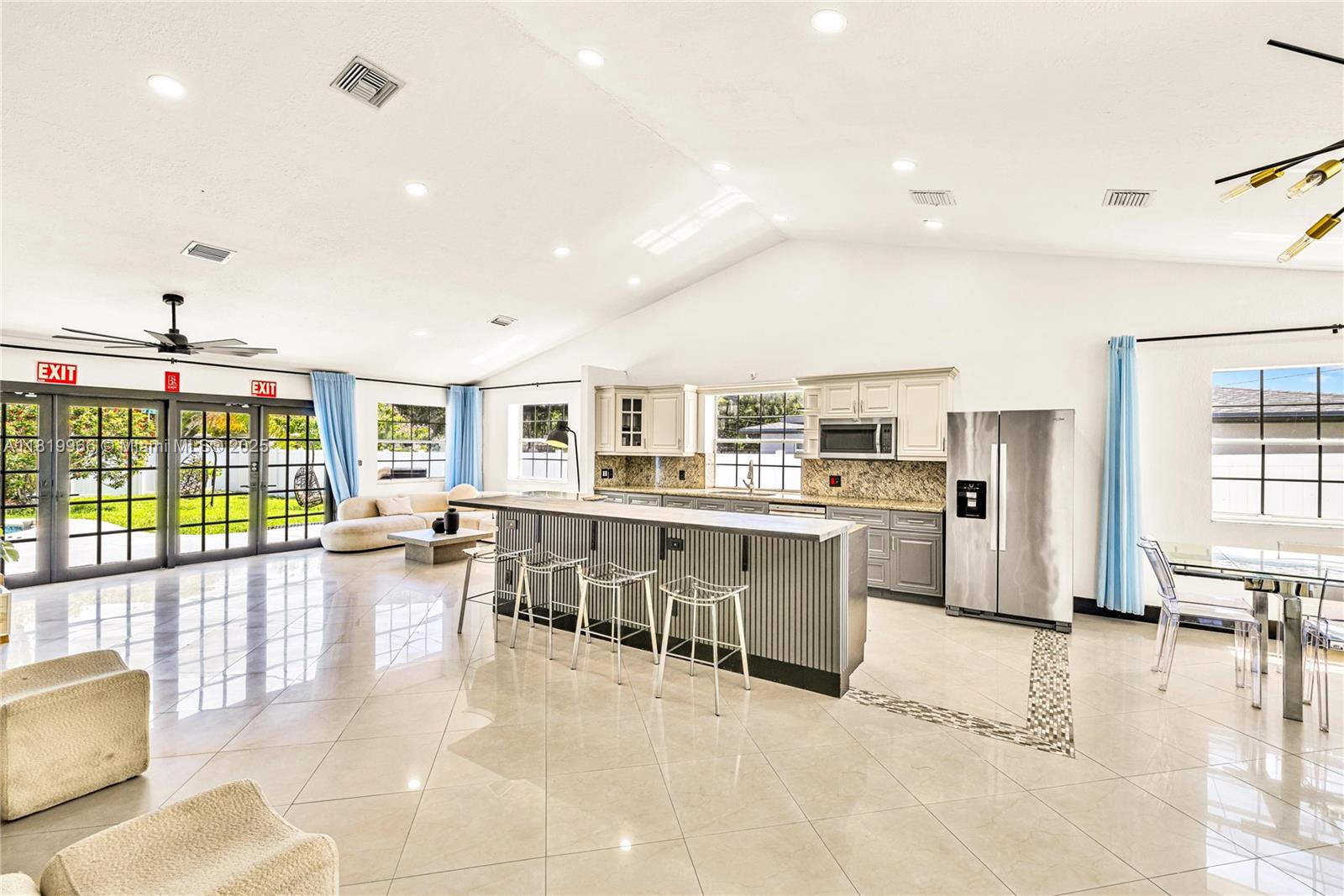 MANGO GARDENS - Residential
