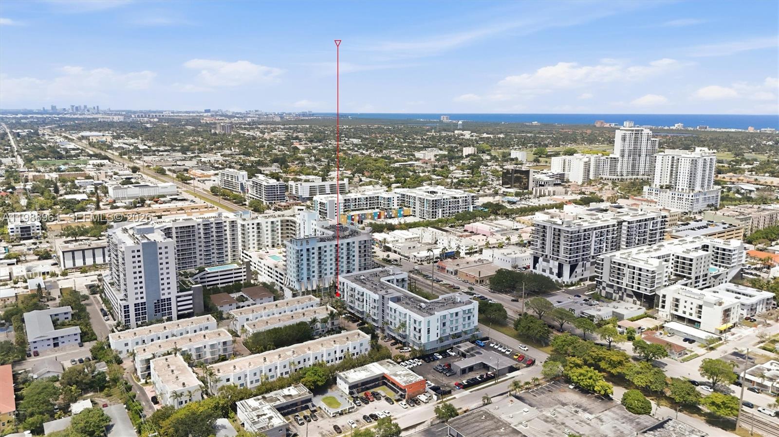 LOFTS AT HOLLYWOOD STATIO - Residential