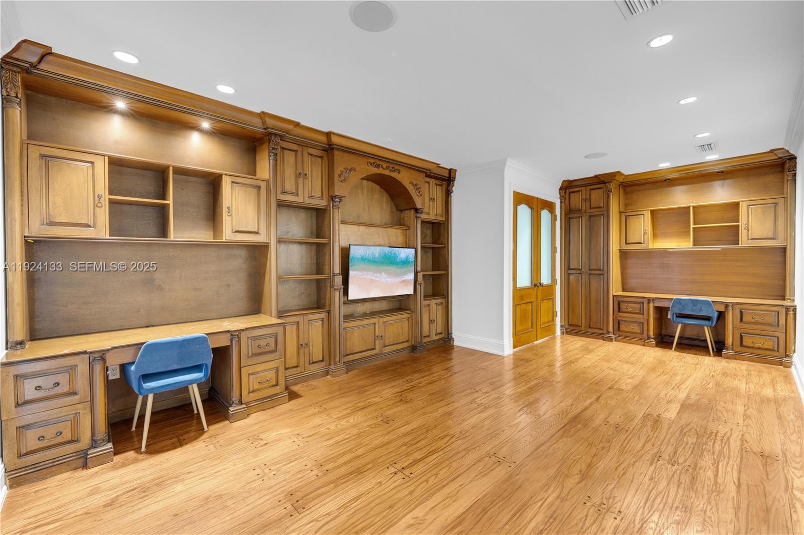 Deering Bay Estates - Residential Lease