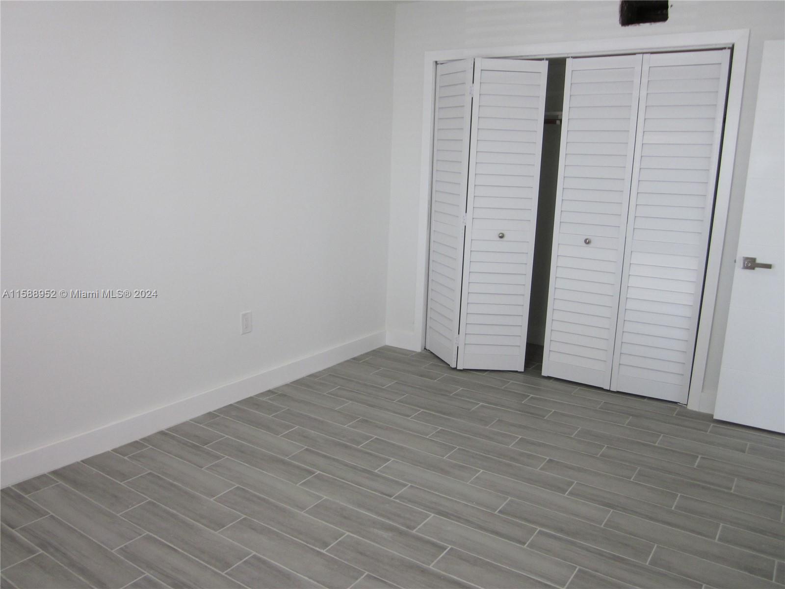 C GAB DOUGLAS SEC - Residential Lease