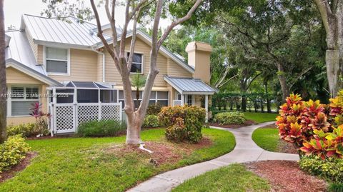 304 Andover Ct Boynton Beach FL 33436