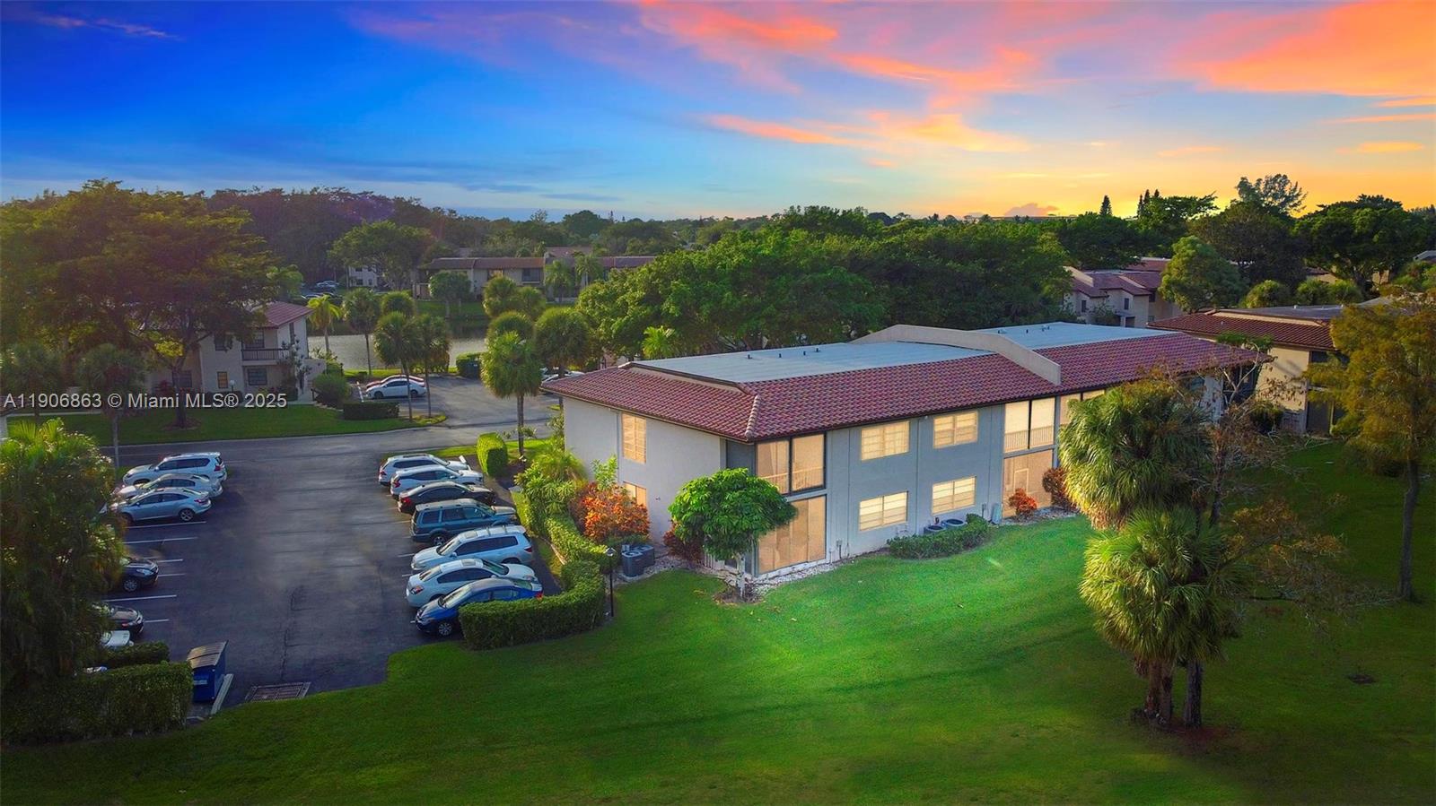 VISTAS OF BOCA LAGO CONDO - Residential