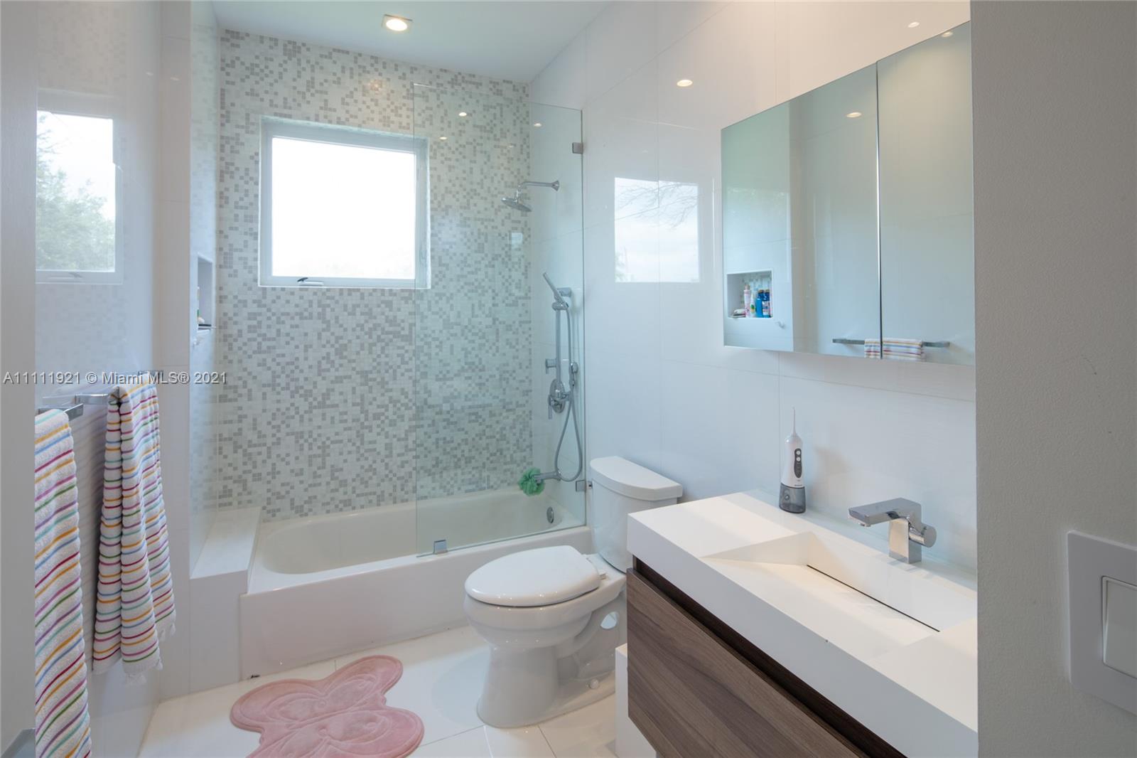 HIGH PINES REV PLAT OF 2N - Residential