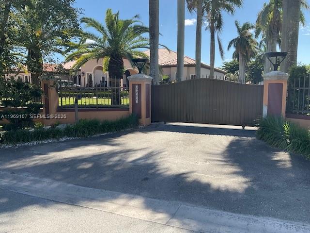 BIRD ROAD FARMSITES - Residential Lease