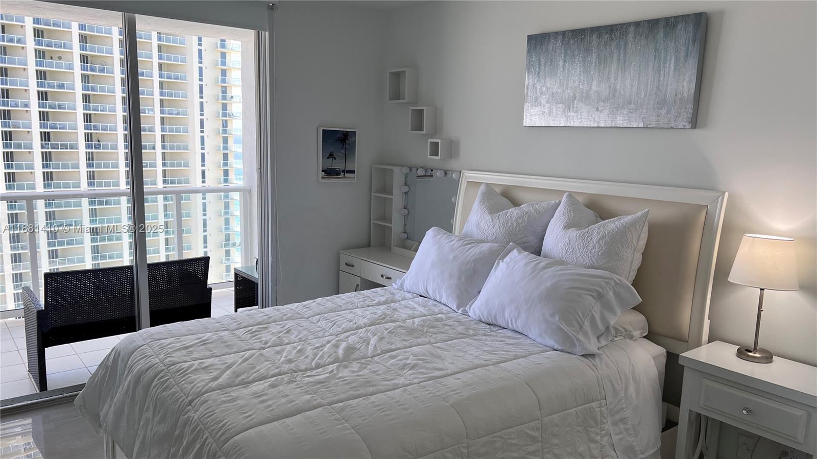 OCEANIA III CONDO - Residential