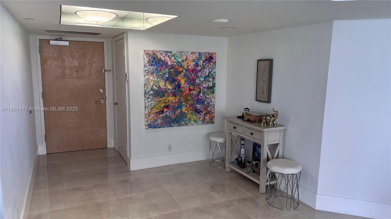 OCEANIA III CONDO - Residential