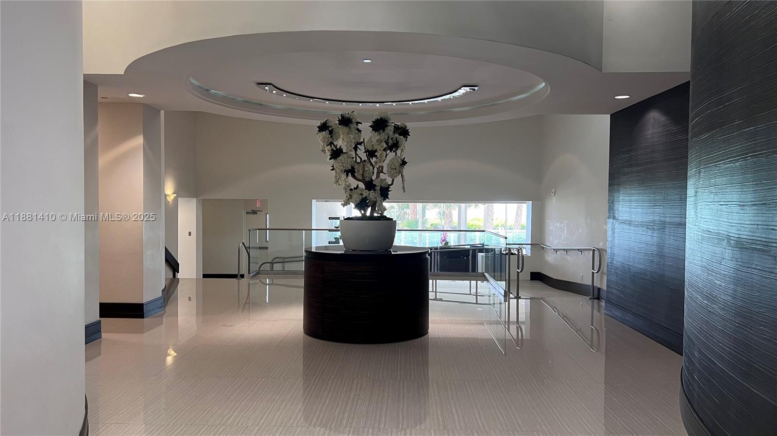 OCEANIA III CONDO - Residential
