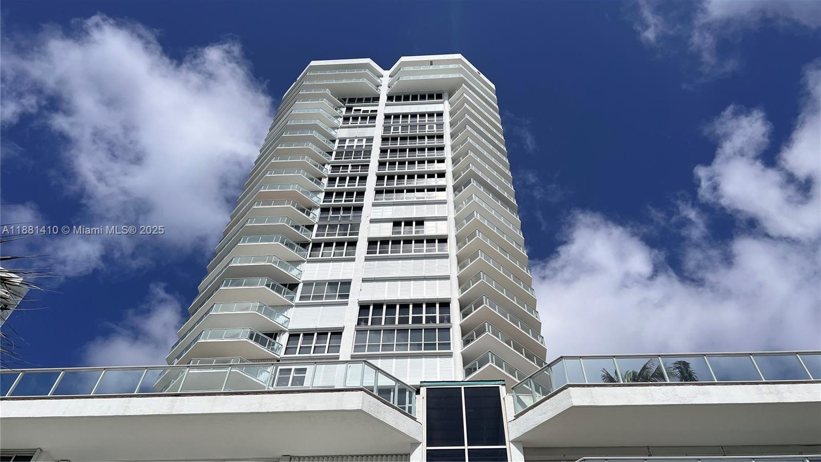 OCEANIA III CONDO - Residential