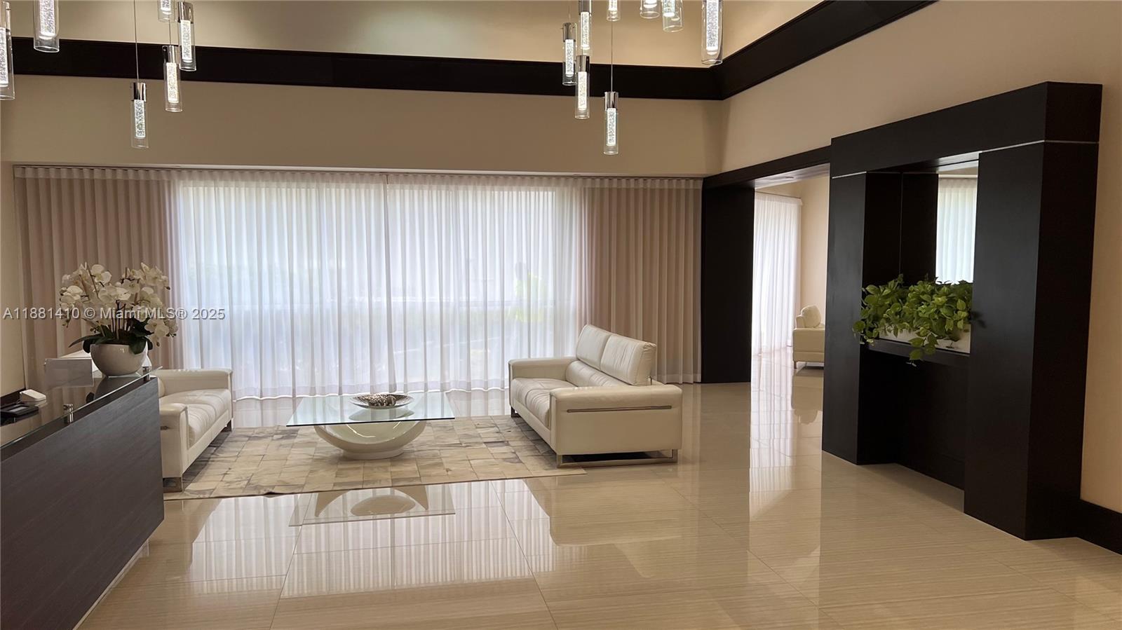 OCEANIA III CONDO - Residential