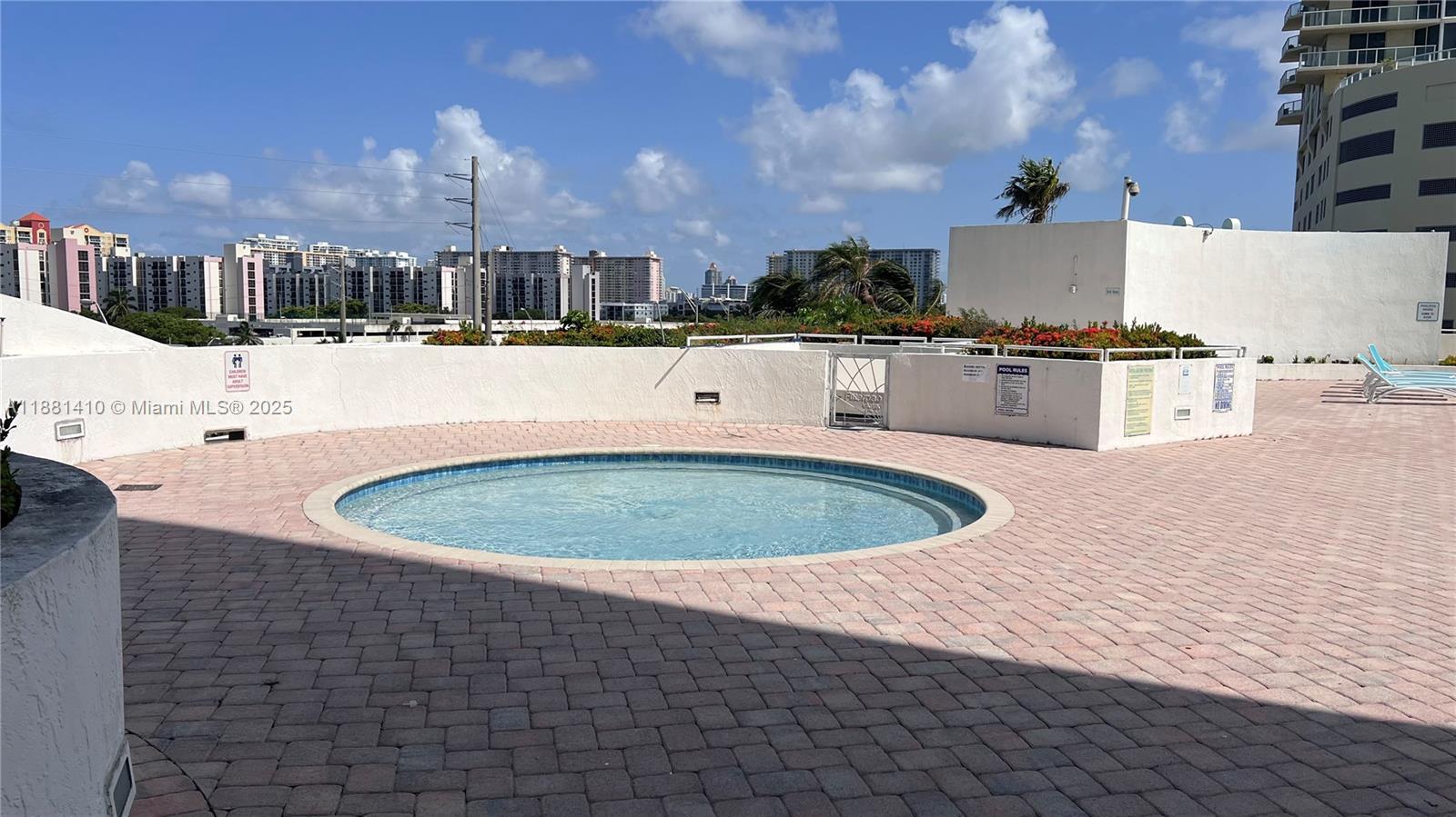 OCEANIA III CONDO - Residential