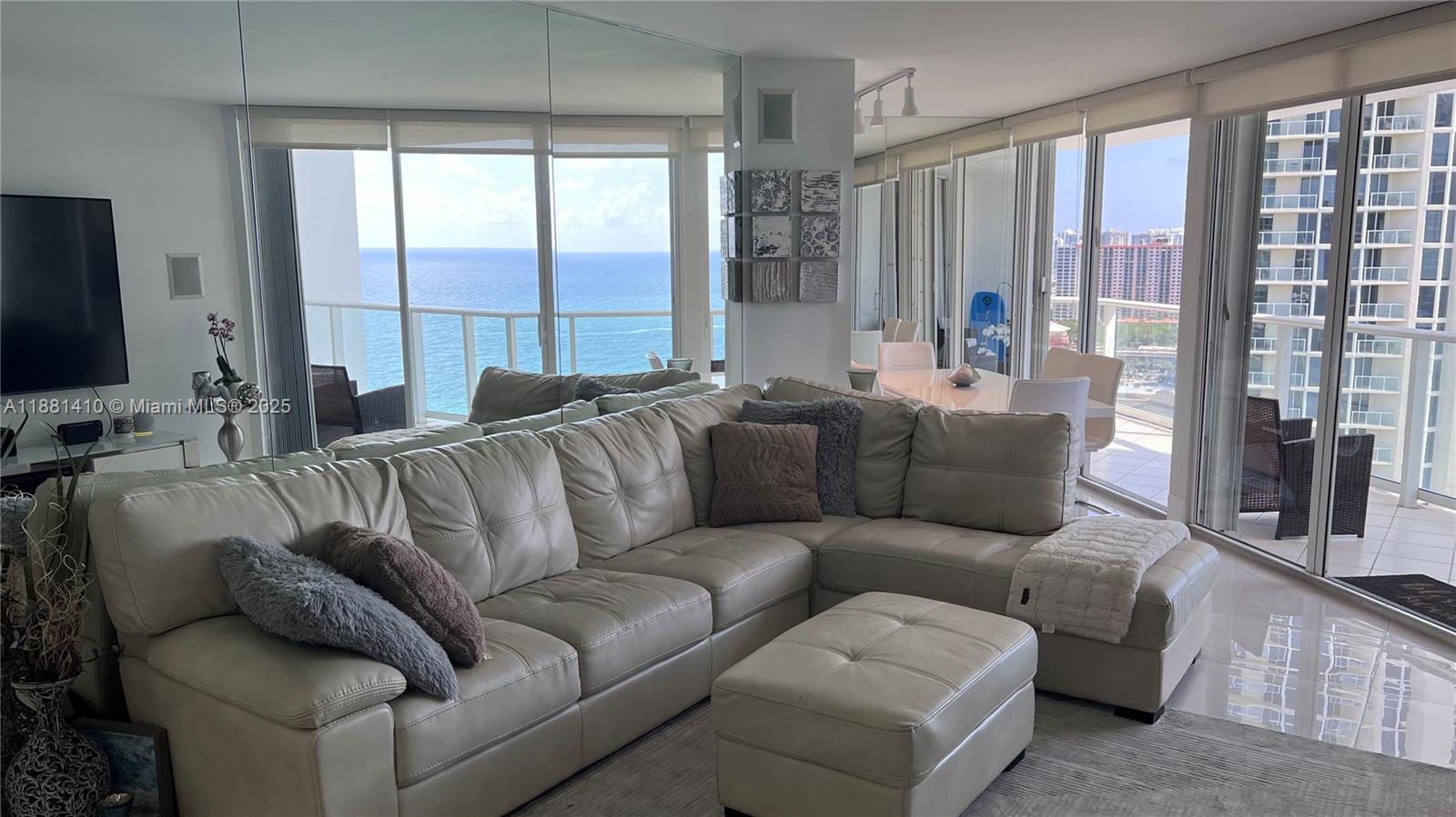 OCEANIA III CONDO - Residential