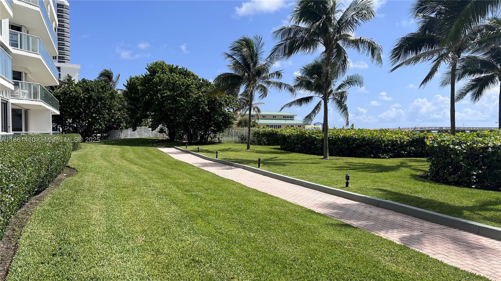 OCEANIA III CONDO - Residential