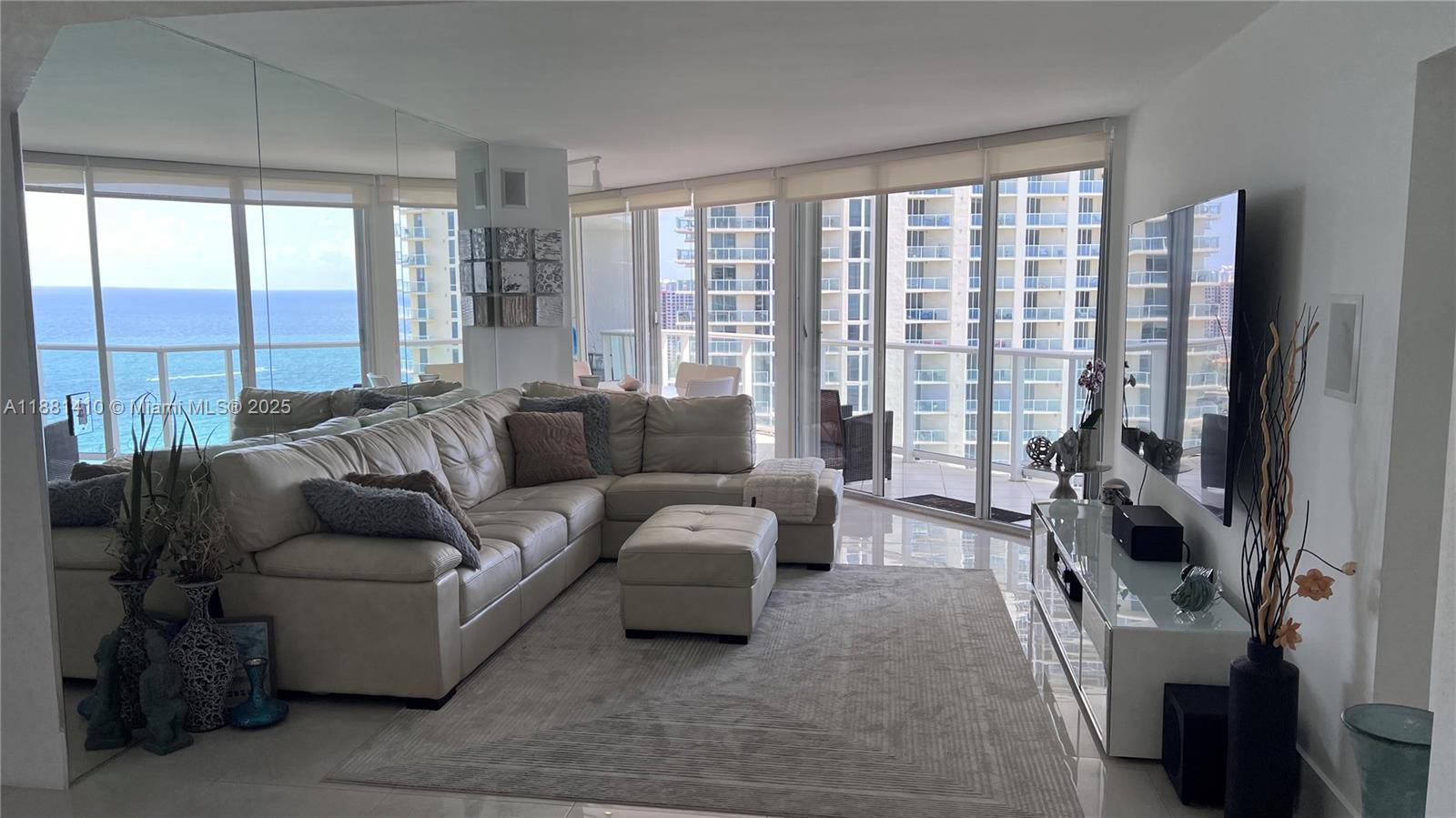 OCEANIA III CONDO - Residential