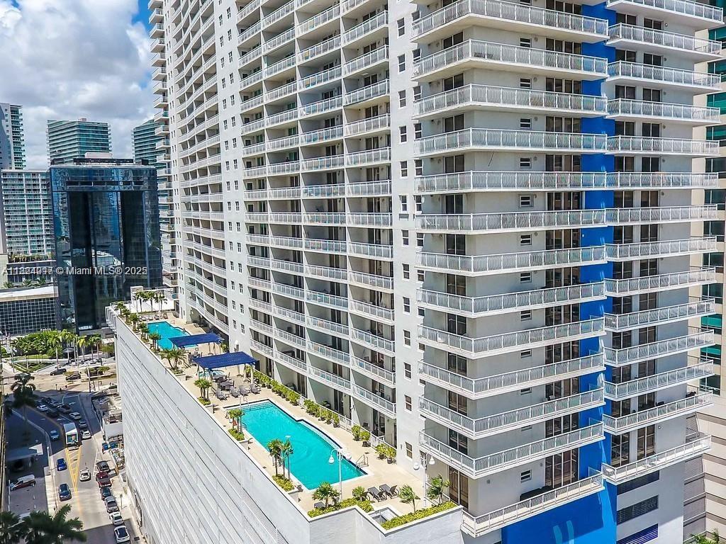 1200 Brickell Bay Dr 1518