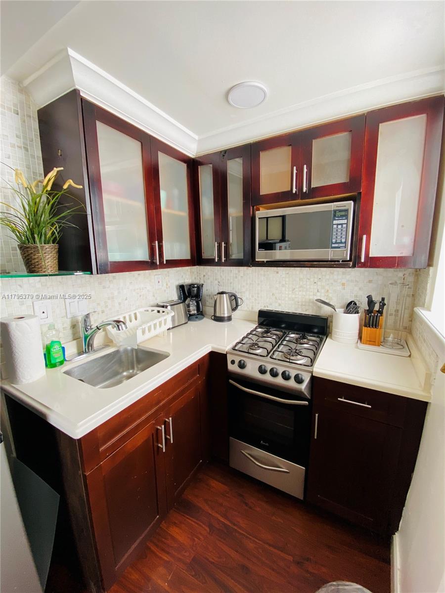 335 Ocean Dr 228