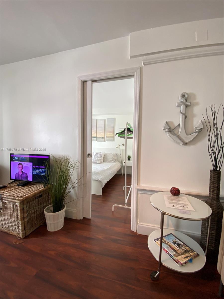 OCEAN WALK ON SOUTH BEACH - Residential