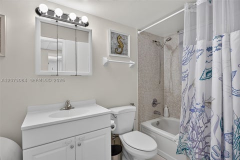 Tiny photo for Oakland Park, FL 33309 (MLS # A12073084)