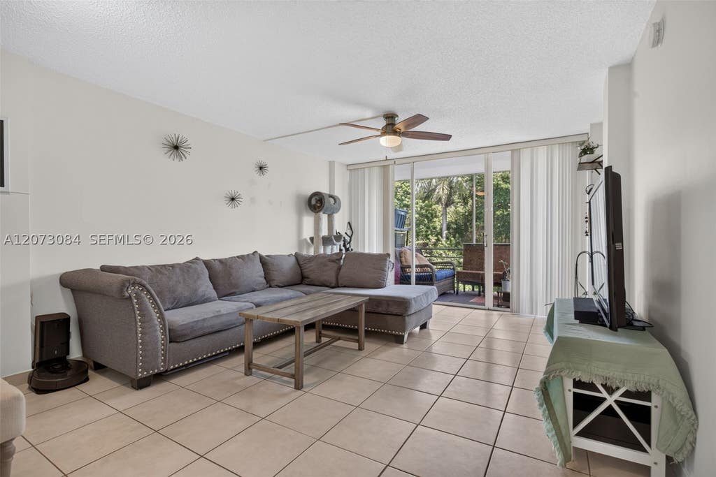 Photo of Oakland Park, FL 33309 (MLS # A12073084)