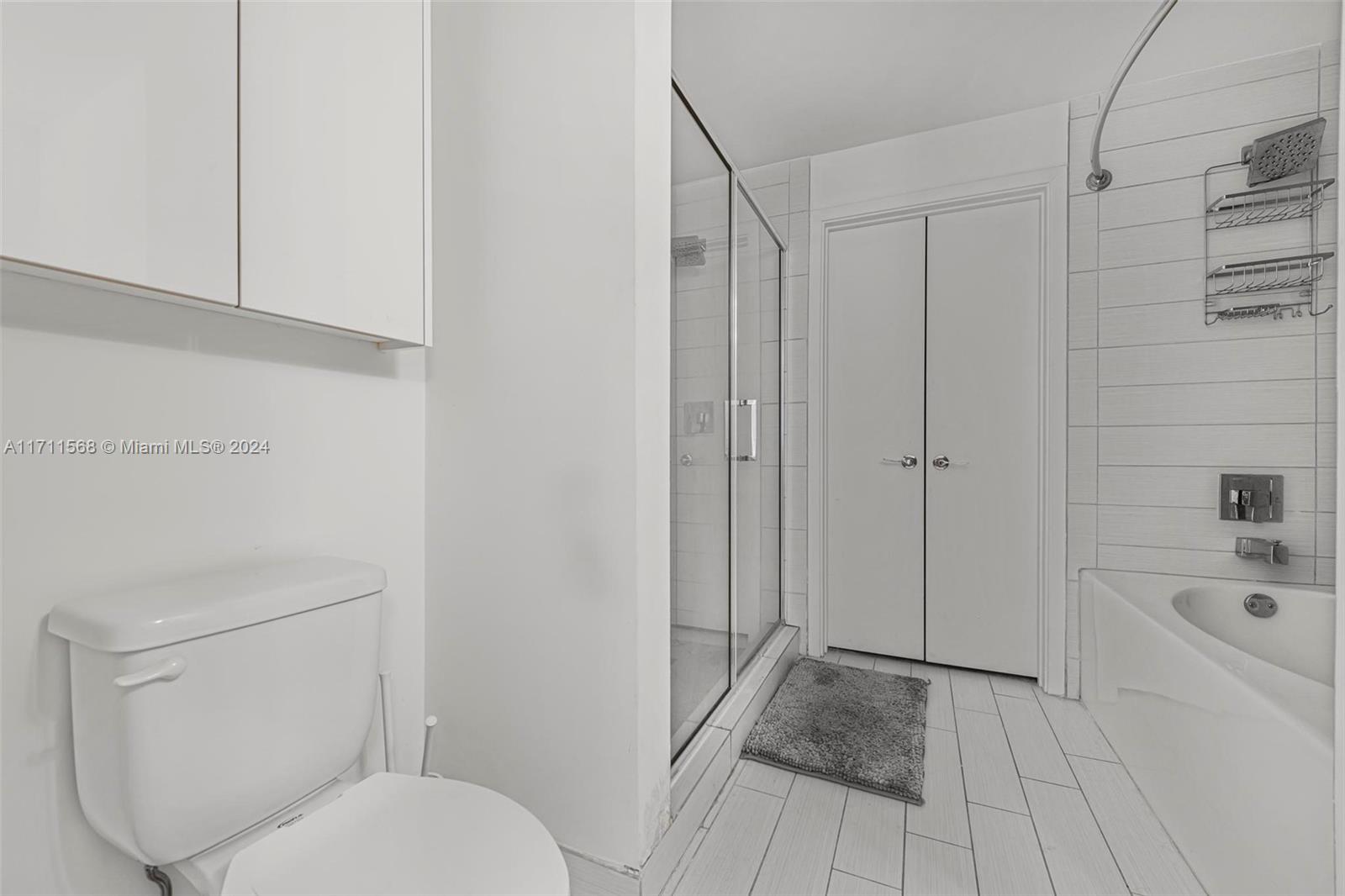 NINE AT MARY BRICKELL - Residential