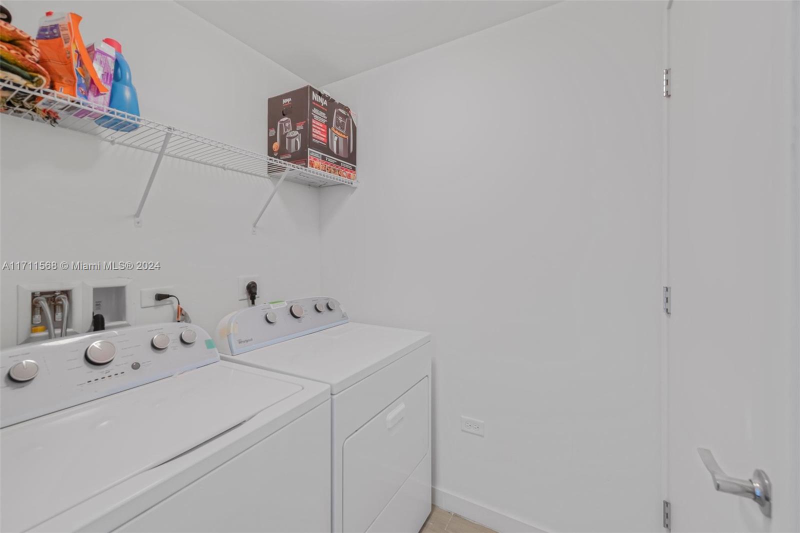 NINE AT MARY BRICKELL - Residential