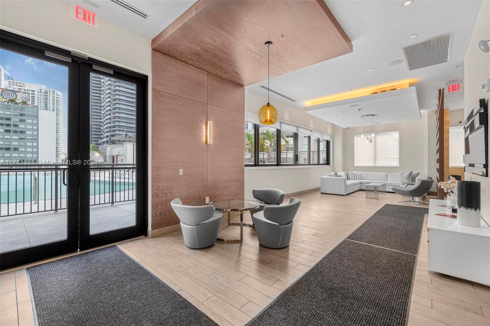 NINE AT MARY BRICKELL - Residential