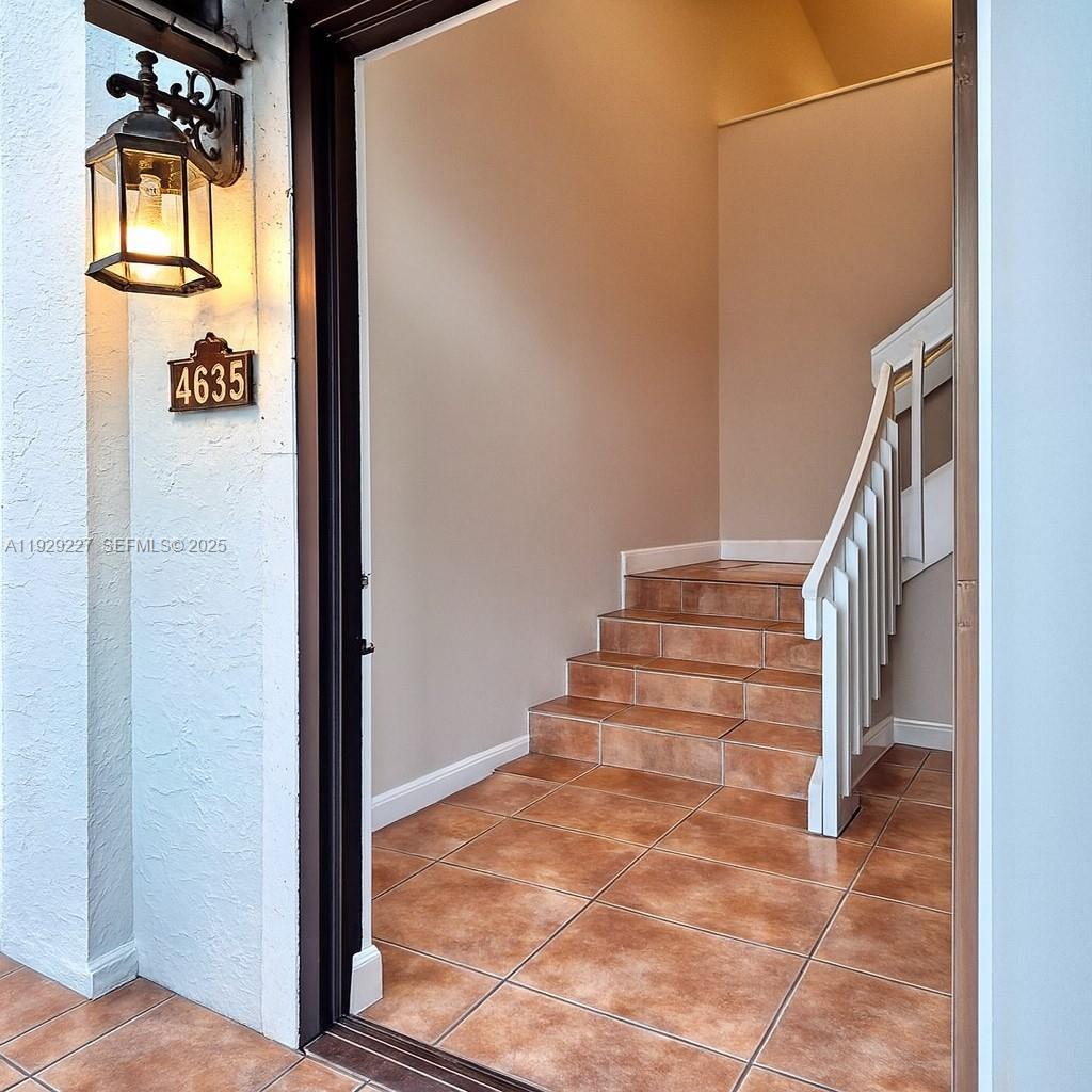 THE GREENS AT DORAL CONDO - Residential Lease