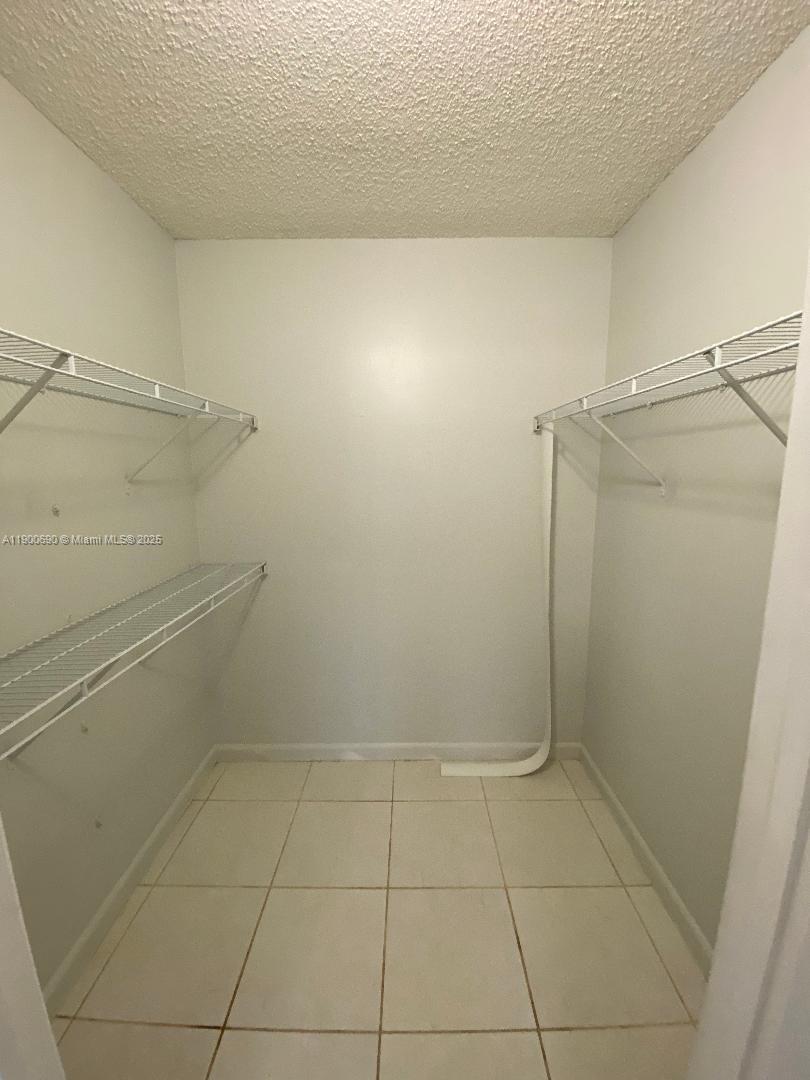 SUMMERBREEZE CONDO - Residential Lease