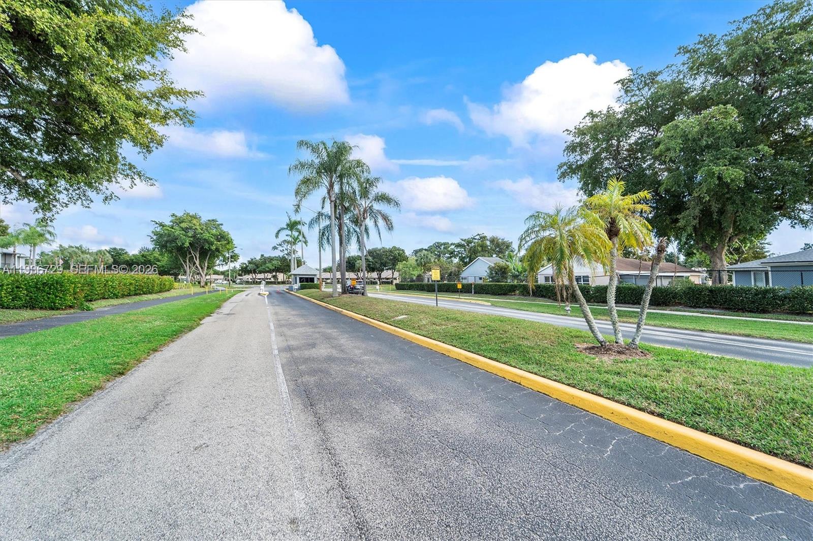 PALM CLUB VILLAGE II COND - Residential