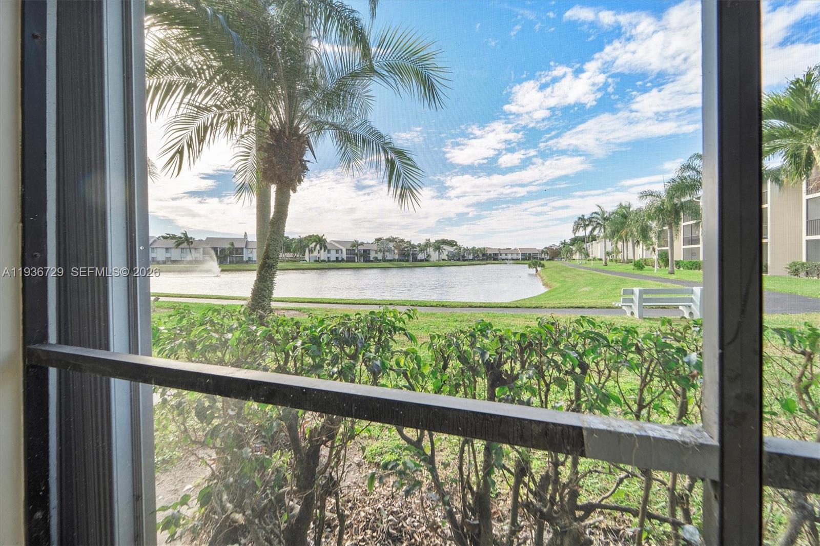 PALM CLUB VILLAGE II COND - Residential